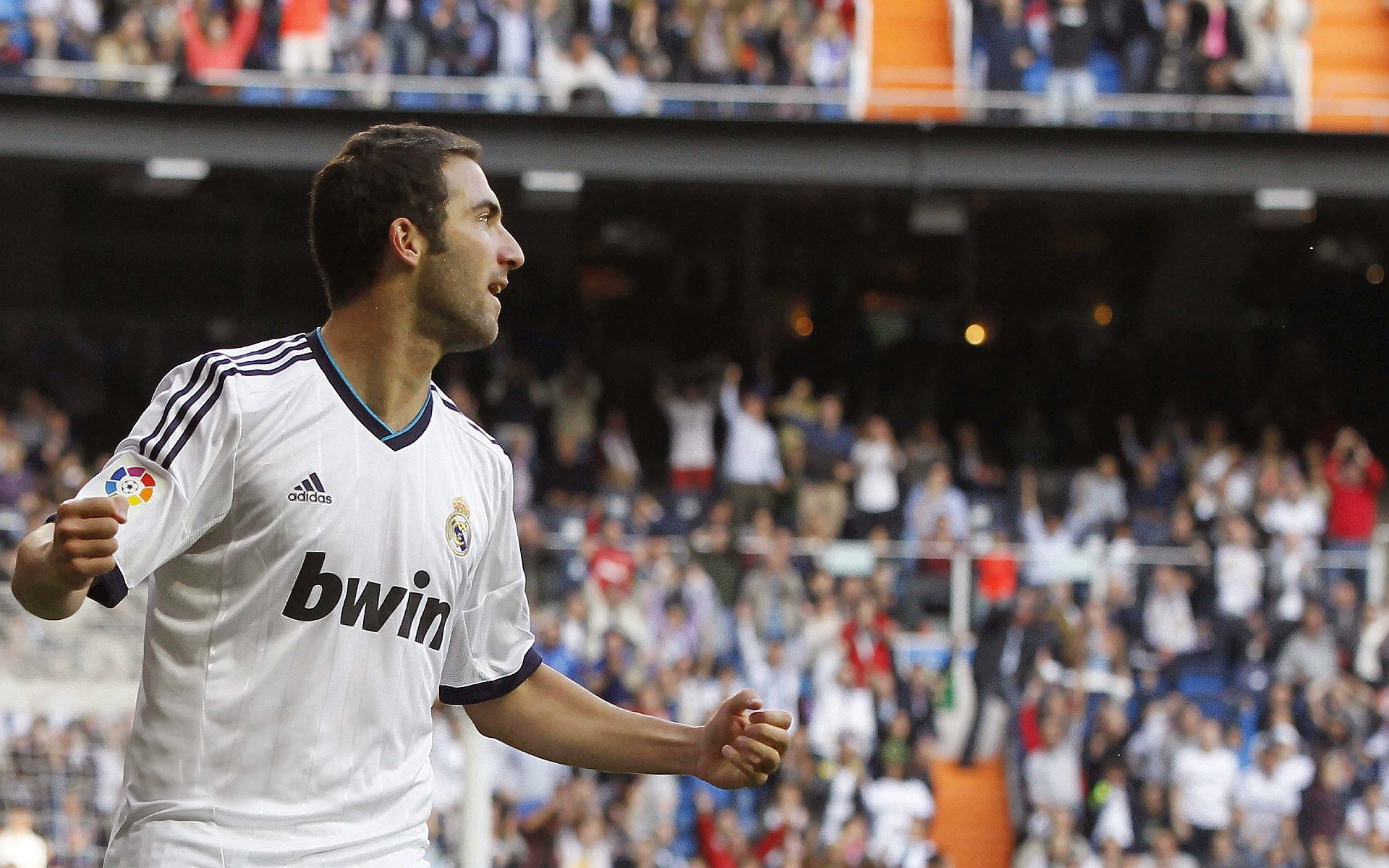 纽卡斯尔联锋线效率高,喜鹊军团冲击欧冠,纽卡斯尔联队怎么样